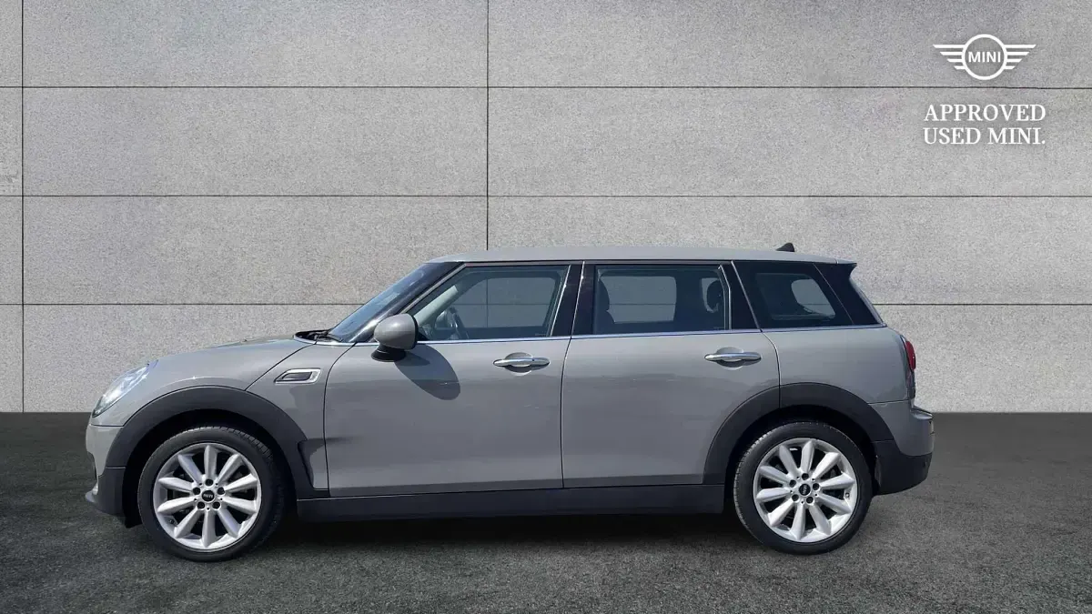 Usado Mini Cooper Clubman 134 CV (98 kW) 2018 Gris Familiar
