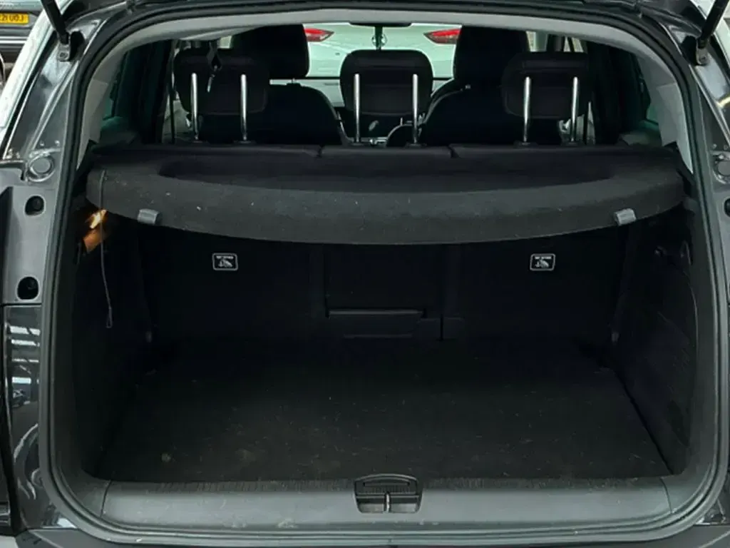 Used Vauxhall Crossland Ultimate 130 HP (95 kW) 2022 Black SUV