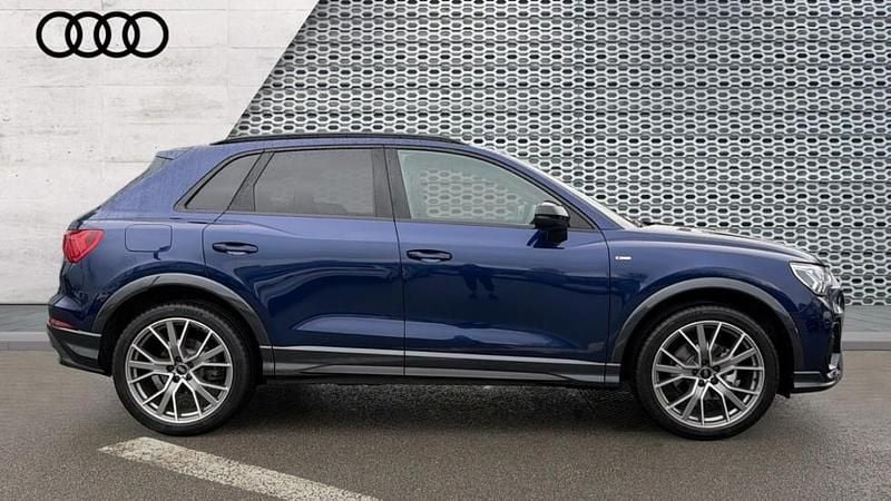 Used Audi Q3 Black Edition 150 HP (110 kW) 2025 Blue SUV