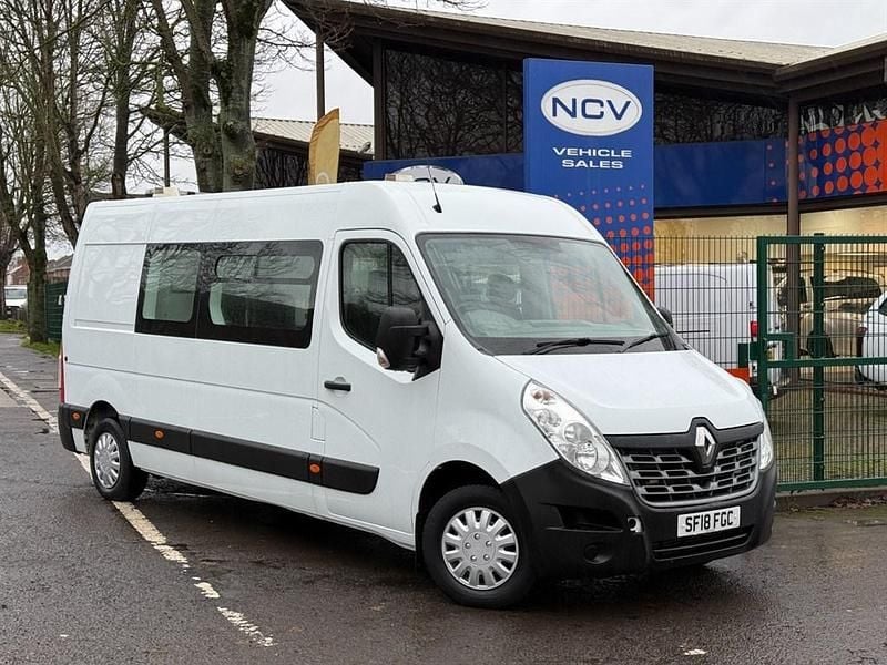 White Used 2018 Renault Master Business Van | £12,990 (A bit pricey) - Image 1/4