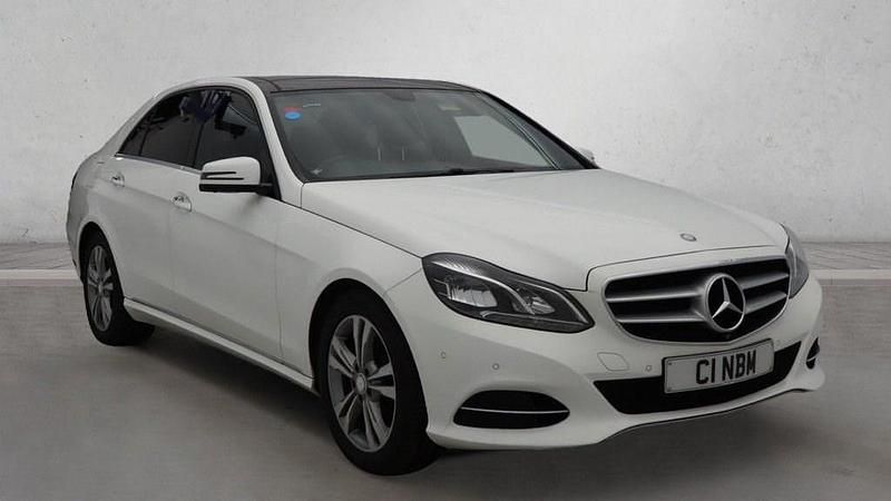 White Used 2015 Mercedes E300 Premium Plus Sedan | £8,995 (Fair price) - Image 1/4