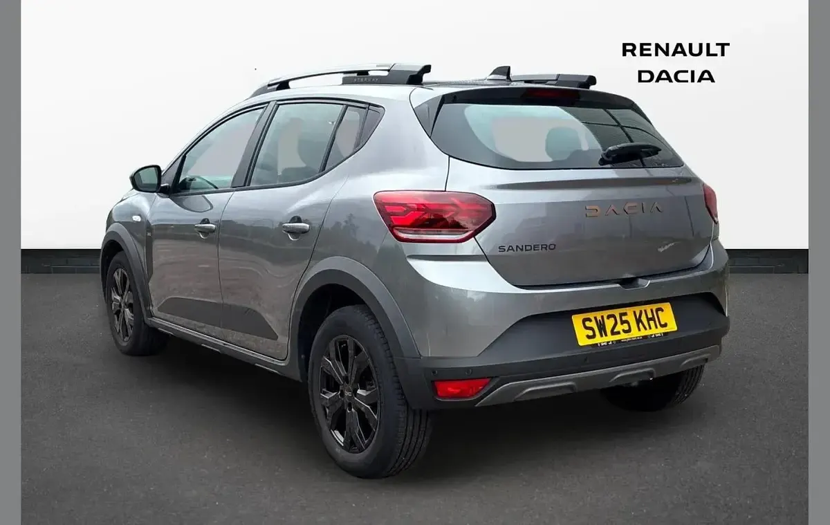 Used Dacia Sandero Extreme 90 HP (66 kW) 2025 Grey Hatchback