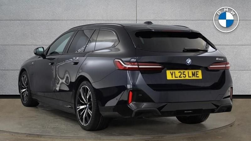 Used BMW 530e M Sport 295 HP (216 kW) 2025 Black Estate