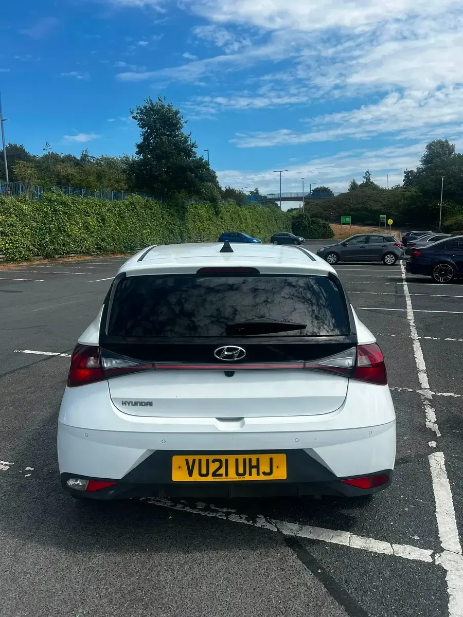 Used Hyundai i20 SE 2021 White Hatchback
