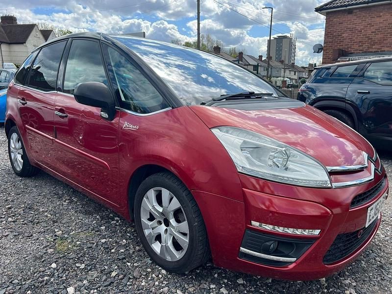 Used Citroën C4 Picasso Platinum 2013 Red MPV