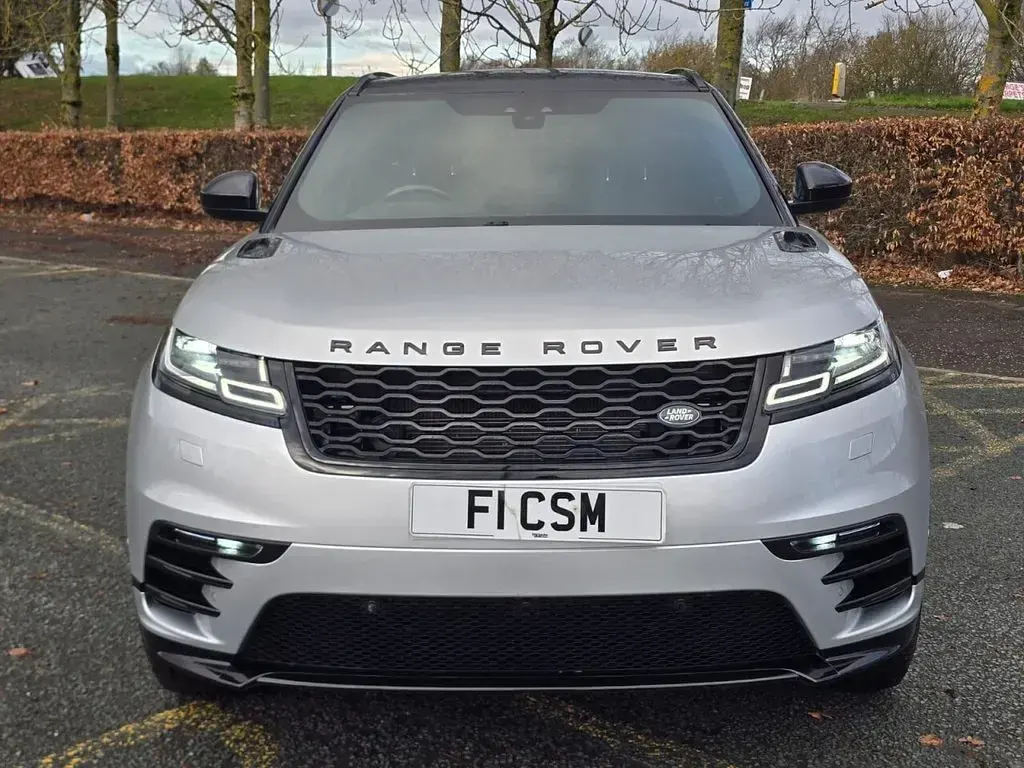 Used Land Rover Range Rover Velar SE Dynamic 240 HP (176 kW) 2019 Silver SUV