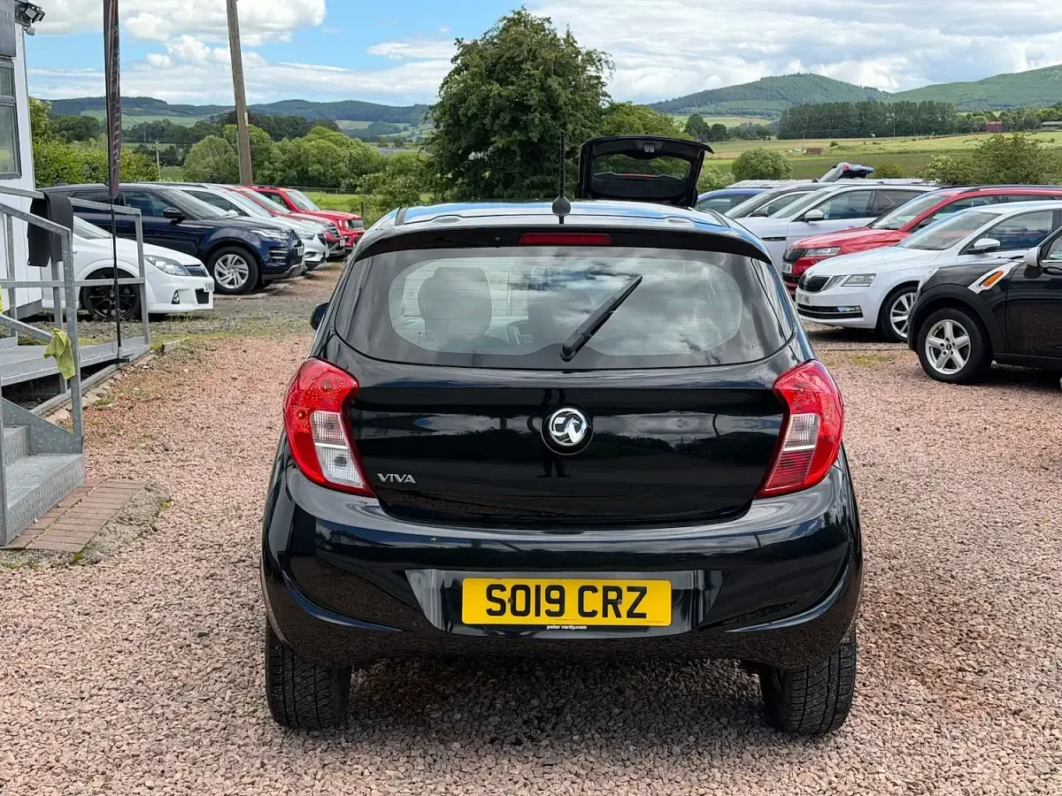 Used Vauxhall Viva 73 HP (53 kW) 2019 Black Hatchback