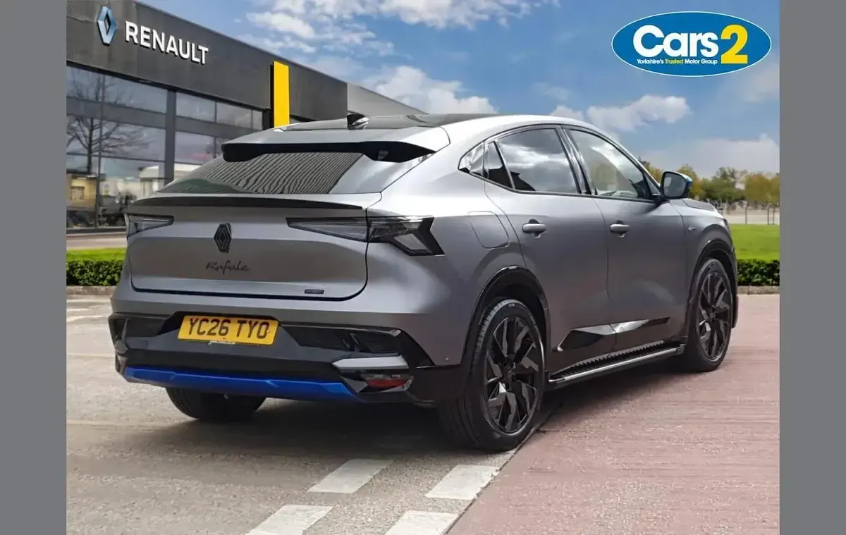 Nowe Renault Rafale Iconic Esprit Alpine 200 KM (147 kW) 2026 Szary SUV