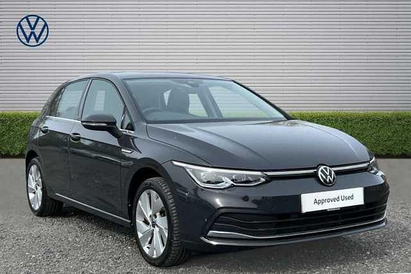 Used VW Golf VIII 130 HP (95 kW) 2022