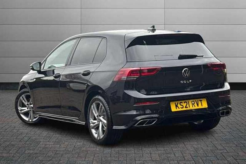 Used VW Golf VII R-line 150 HP (110 kW) 2021 Black Hatchback