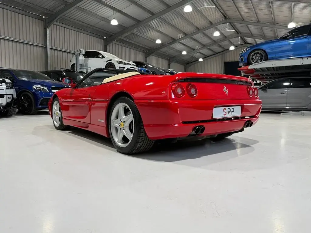 Used Ferrari F355 380 HP (279 kW) 1996 Red Cabriolet