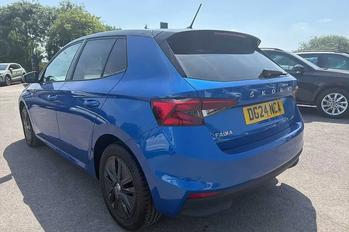Used Skoda 110 R Colour Edition 81 HP (59 kW) 2024 Race blue metallic black body / magic pearl effect roof Hatchback