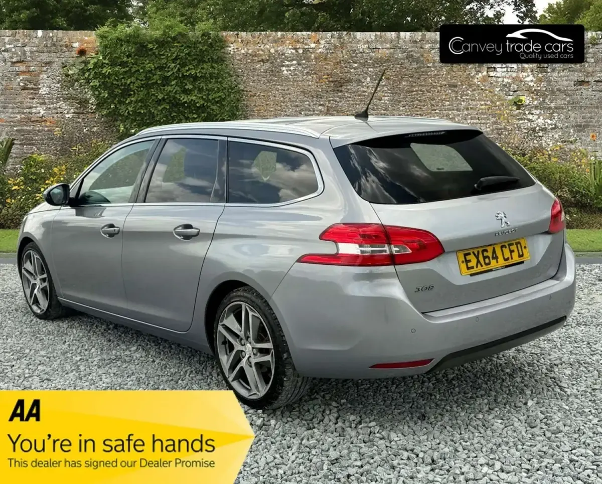 Gebraucht Peugeot 308 130 PS (95 kW) 2014 Grau Kombi