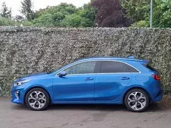 Used Kia Ceed 138 HP (101 kW) 2018 Blue Hatchback