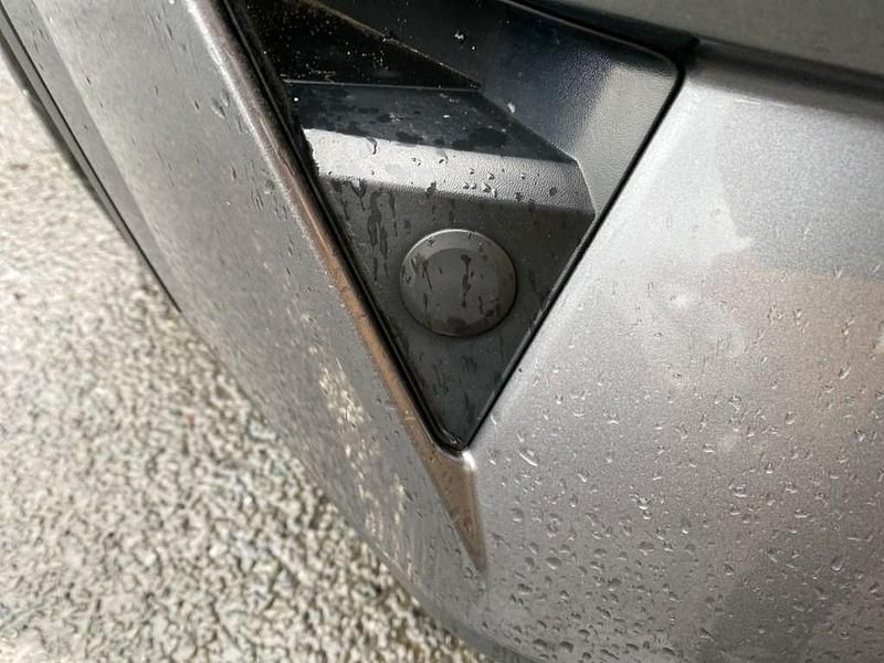 Used Nissan Qashqai Acenta Premium 158 HP (116 kW) 2023 Grey SUV