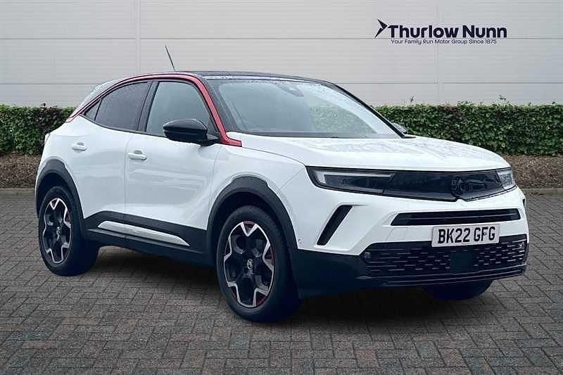 White Used 2022 Vauxhall Mokka SRi SUV | £16,853 (Fair price) - Image 1/4