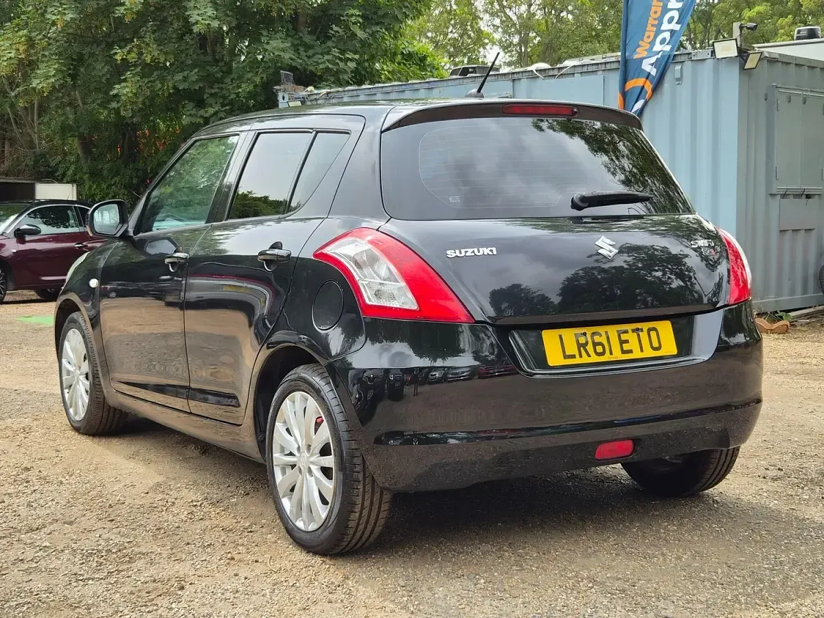 Used Suzuki Swift SZ3 94 HP (69 kW) 2011 Black Hatchback