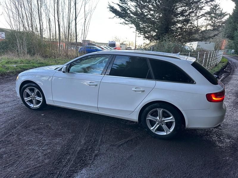Used Audi A4 211 HP (155 kW) 2012 White Estate
