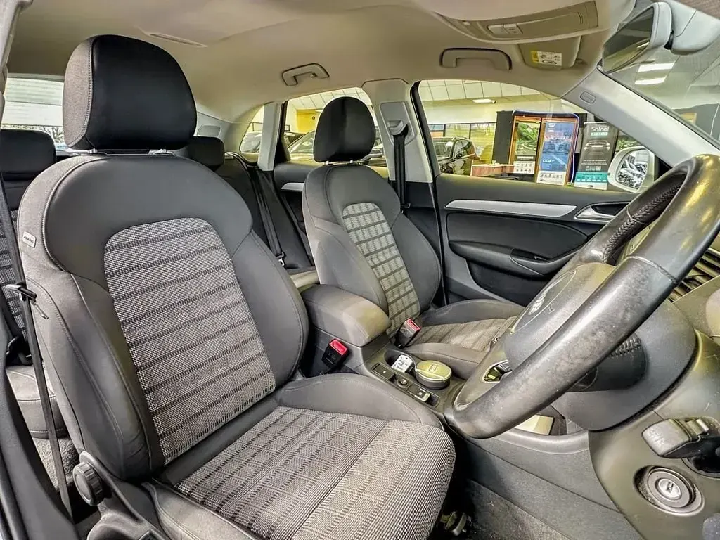 Używany Audi Q3 Comfort 184 KM (135 kW) 2015 Biały SUV