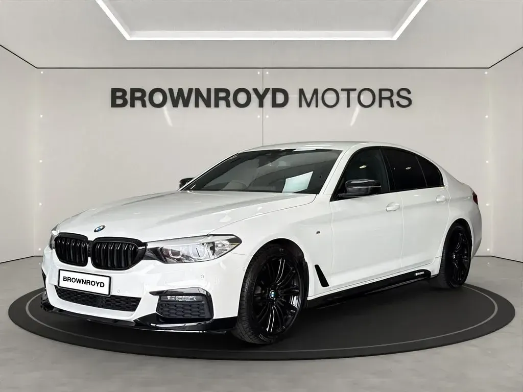 Used BMW 520 M Sport 187 HP (137 kW) 2019 White Sedan