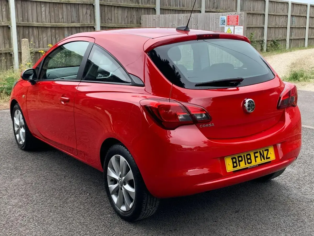 Used Vauxhall Corsa 75 HP (55 kW) 2018 Red Hatchback