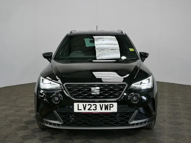 Used Seat Arona FR 110 HP (80 kW) 2023 Black SUV
