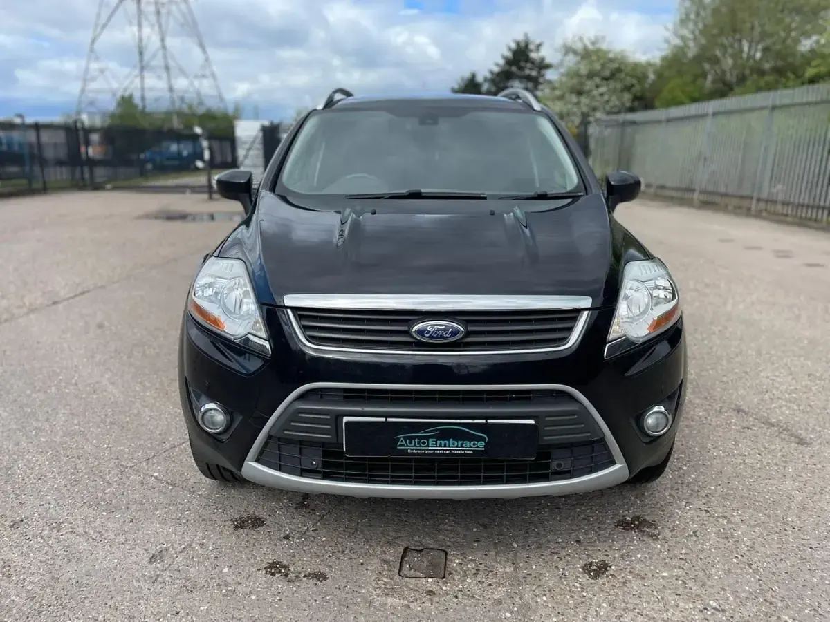 Usado Ford Kuga Titanium 163 CV (119 kW) 2012 Negro SUV