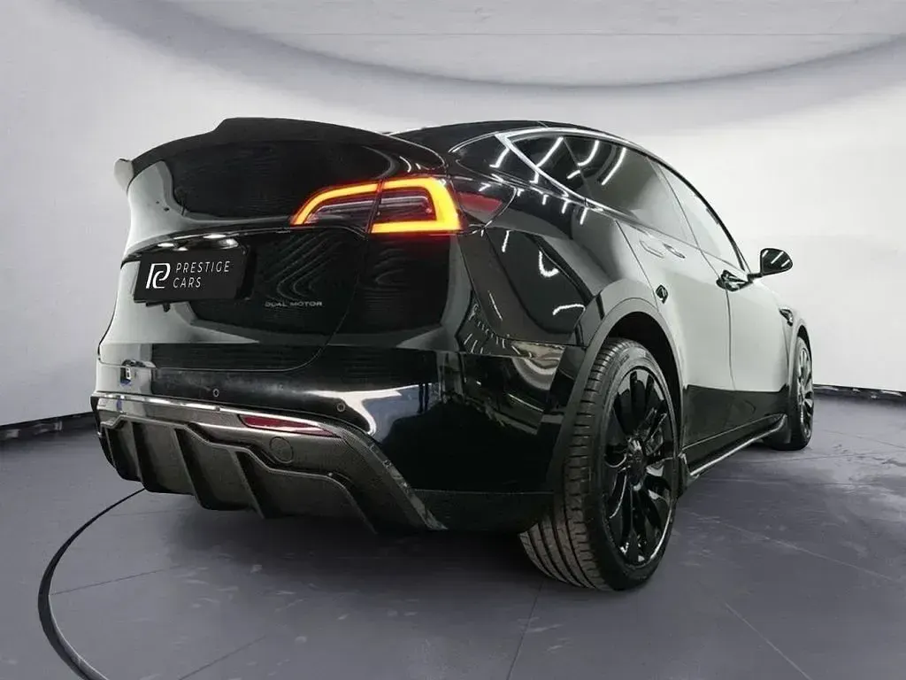 Used Tesla Model Y 282 kW (384 HP) 2022 Black SUV