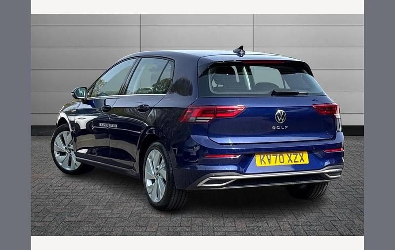 Used VW Golf VIII Style 147 HP (108 kW) 2020 Blue Hatchback