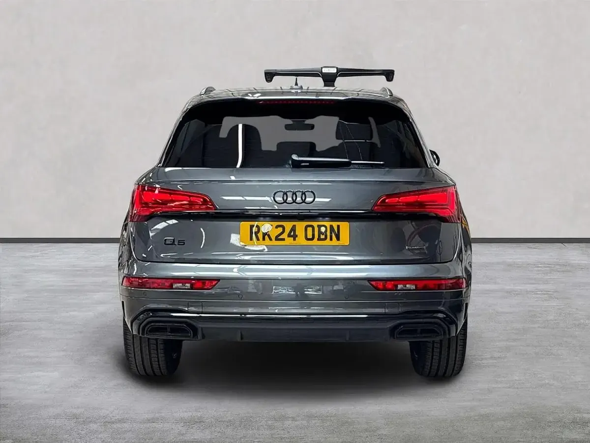 Used Audi Q5 Black Edition 204 HP (150 kW) 2024 Grey SUV