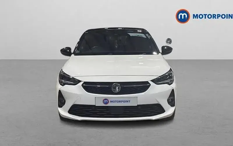 Used Vauxhall Corsa GS Line 101 HP (74 kW) 2022 White Hatchback