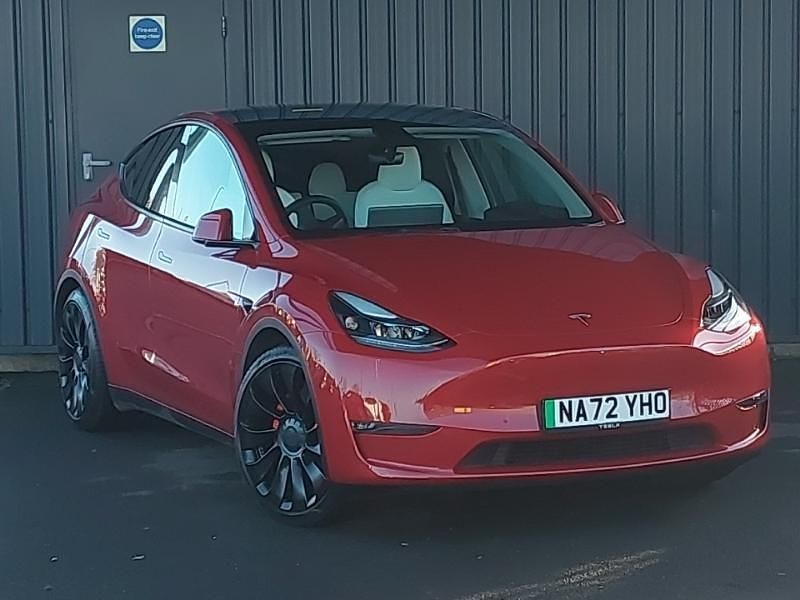 Red Used 2022 Tesla Model Y Performance SUV | £32,498 (A bit pricey) - Image 1/4