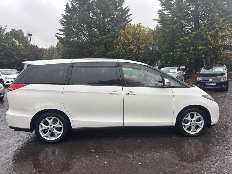 Used Toyota Estima 2014 White MPV