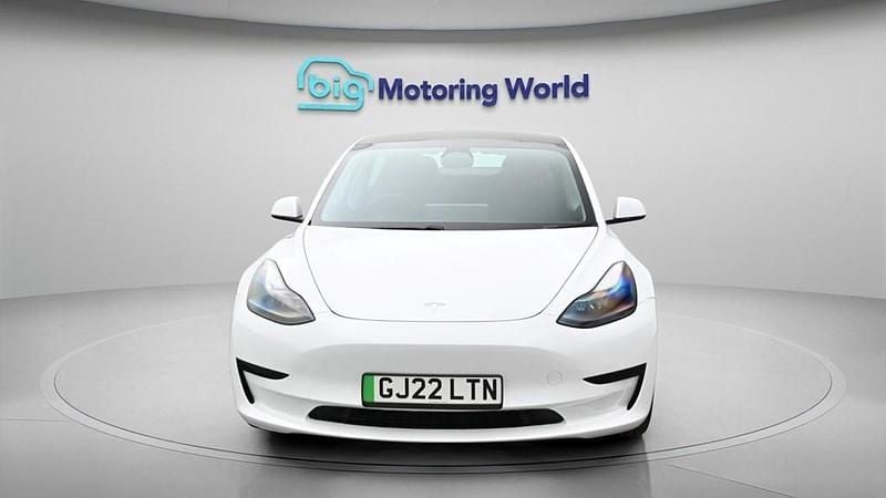 Used Tesla Model 3 Standard Range Plus 177 kW (241 HP) 2022 Sedan