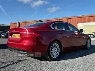 Used Jaguar XE Prestige 163 HP (119 kW) 2016 Red Sedan