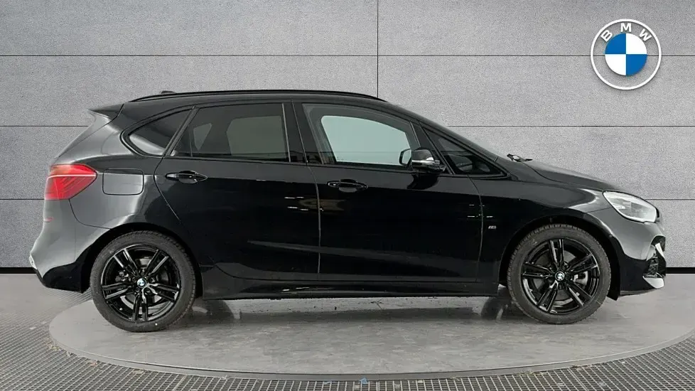 Used BMW 225 Active Tourer iPerformance 221 HP (162 kW) 2020 Black MPV