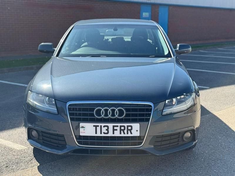 Used Audi A4 143 HP (105 kW) 2009 Grey Sedan