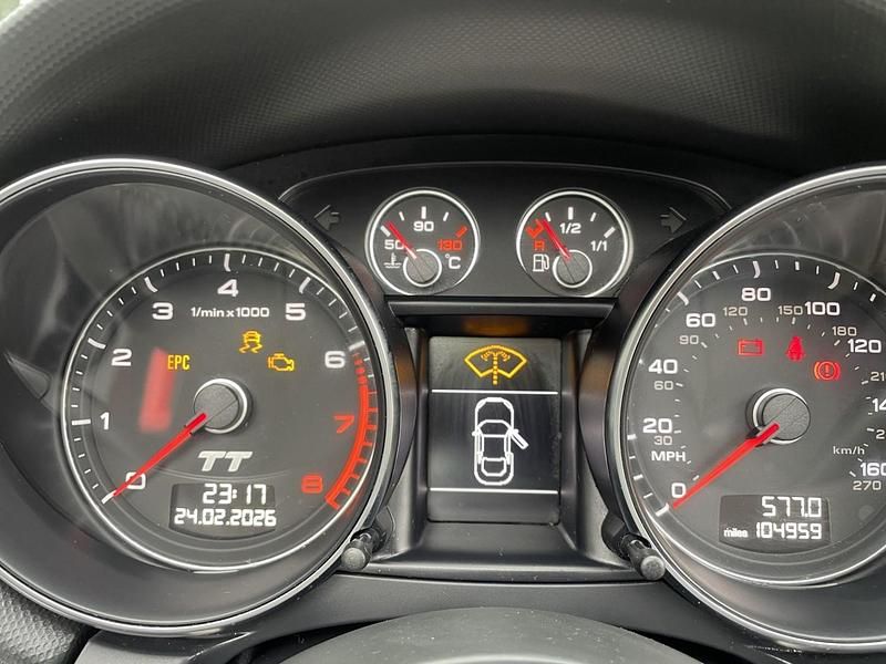 Begagnad Audi TT Performance 200 HK (147 kW) 2009 Grå Sportkupé