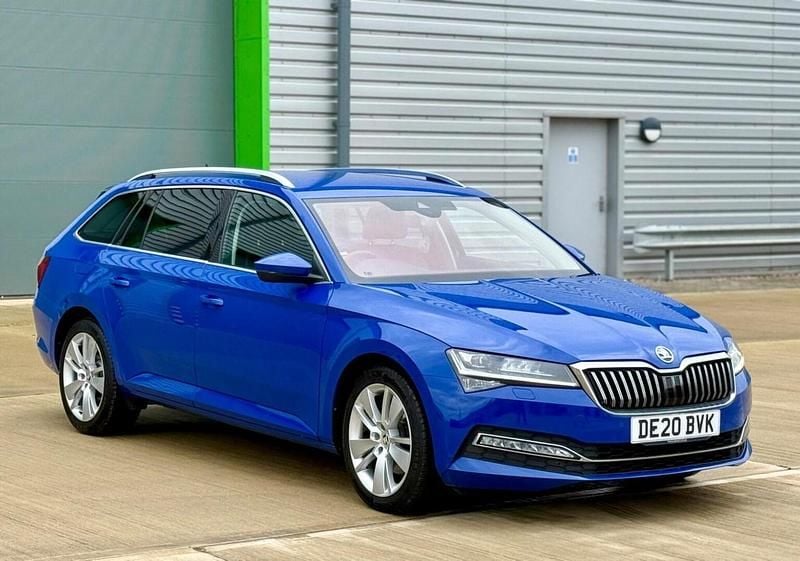 Used Skoda Superb SE L 150 HP (110 kW) 2020 Blue Estate