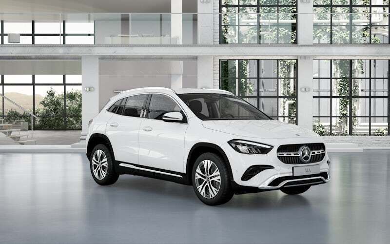 New 2026 Mercedes GLA200 Executive SUV | £37,115 - Image 1/4