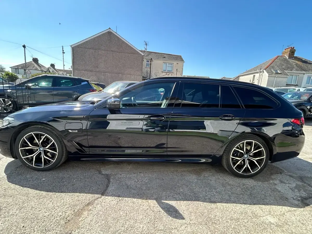 Used BMW 530e M Sport 2022 Black Estate
