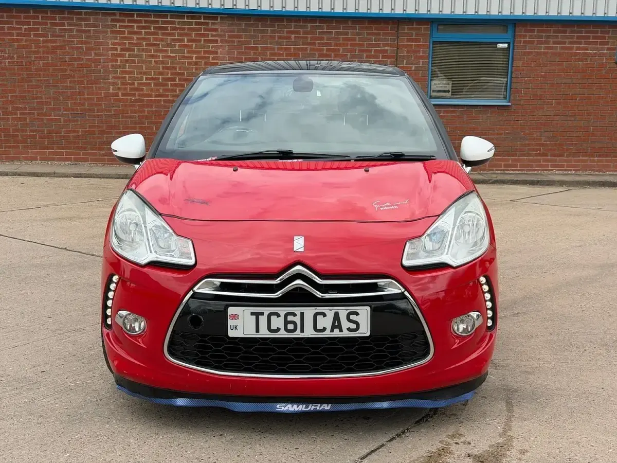 Used Citroën DS3 2011 Red Hatchback