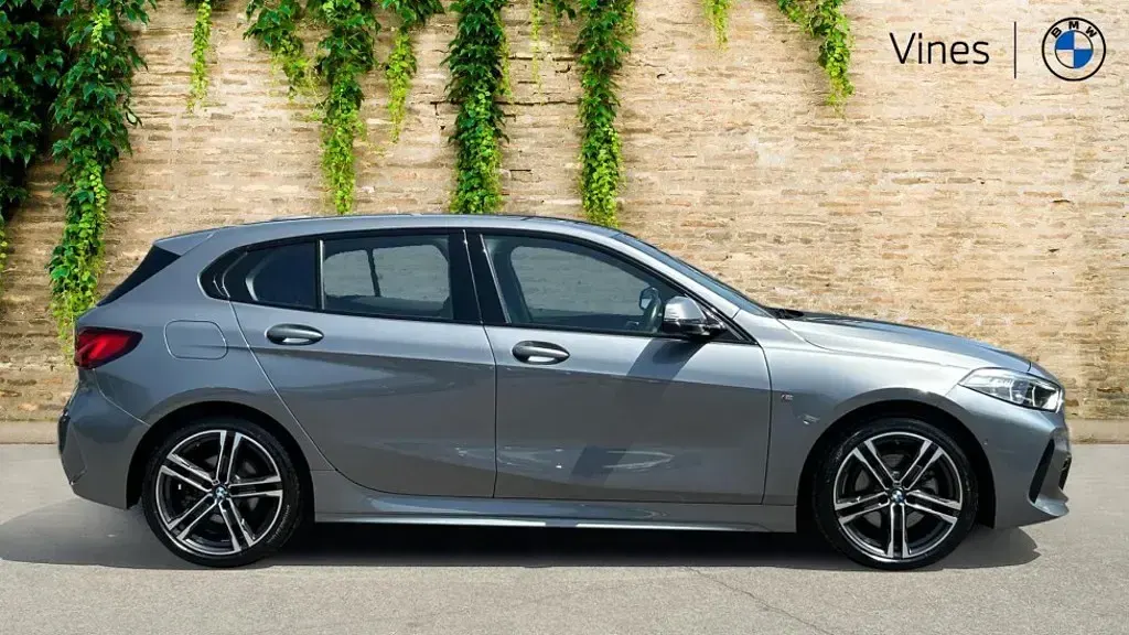 Used BMW 118 M Sport 136 HP (100 kW) 2023 Grey Hatchback