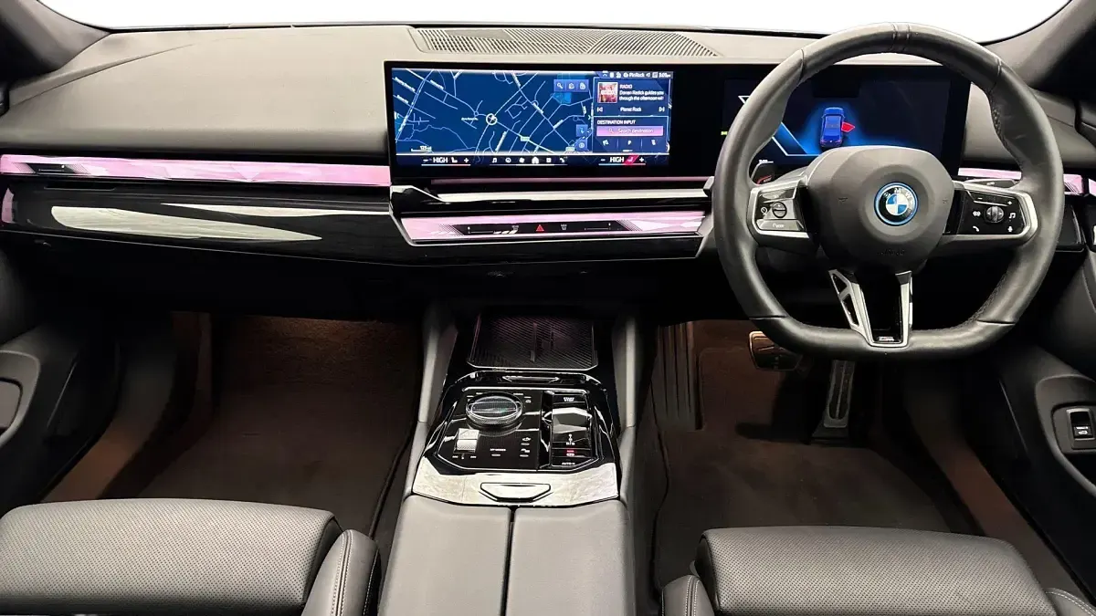 Used BMW i5 M Sport 246 kW (335 HP) 2023 Blue Sedan