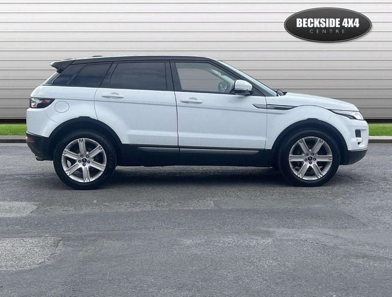 Used Land Rover Range Rover evoque Pure 190 HP (139 kW) 2013 White SUV