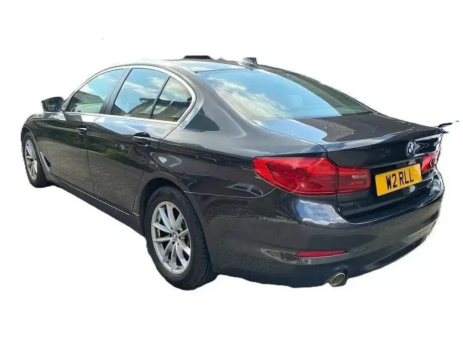 Gebraucht BMW 520 184 PS (135 kW) 2019 Grau Limousine