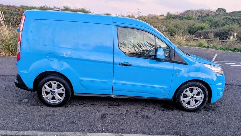 Used Ford Transit Connect Limited 115 HP (84 kW) 2015 Black MPV