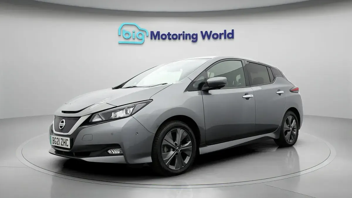 Used Nissan Leaf Tekna 110 kW (150 HP) 2021 Hatchback