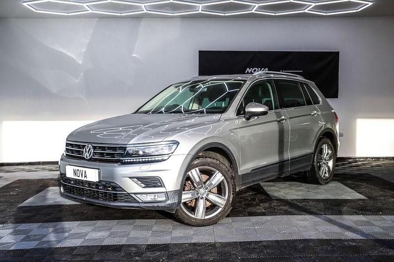 Used VW Tiguan SEL 180 HP (132 kW) 2017 Silver SUV