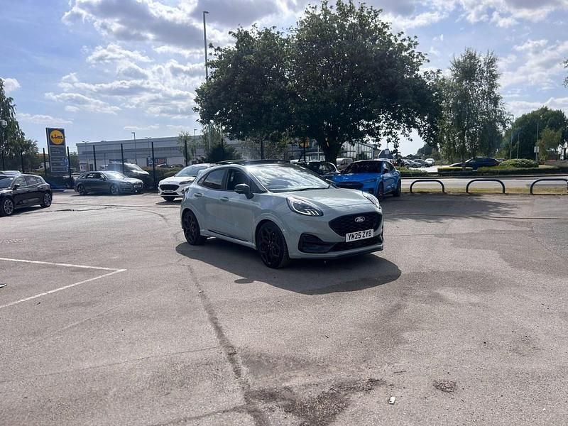 Grey New 2025 Ford Puma ST Hatchback | £29,993 (Expensive) - Image 1/4